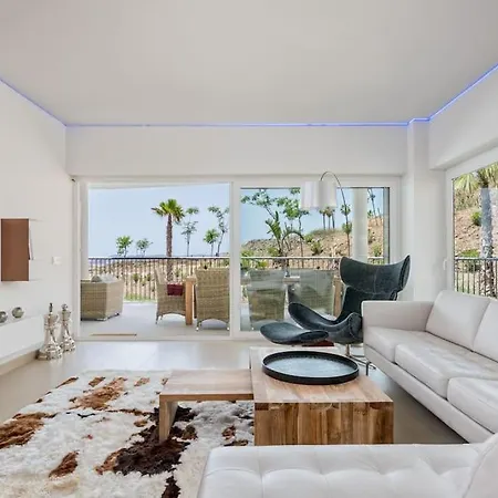 Seaview Luxury 2 Bedrooms In Reserva Del Higueron Benalmádena